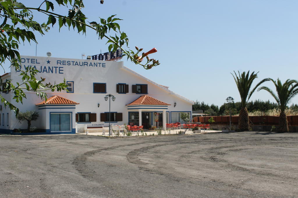 "O Viajante" Low Cost Hotel Ештремош Екстер'єр фото