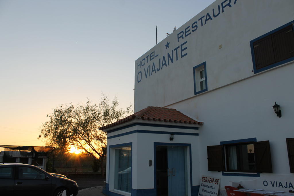 "O Viajante" Low Cost Hotel Ештремош Екстер'єр фото
