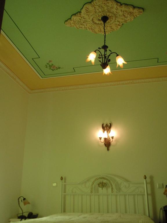 "O Viajante" Low Cost Hotel Ештремош Номер фото
